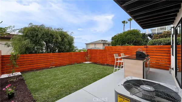 $3,195,000 | 1095 Miramar Street, Laguna Beach, CA 92651
