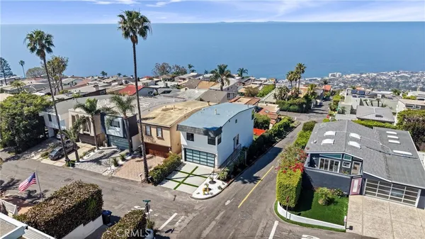 $3,195,000 | 1095 Miramar Street, Laguna Beach, CA 92651
