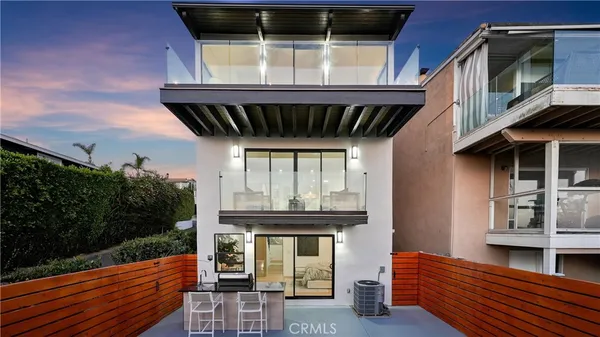 $3,195,000 | 1095 Miramar Street, Laguna Beach, CA 92651