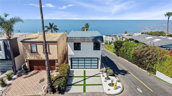 $3,195,000 | 1095 Miramar Street, Laguna Beach, CA 92651