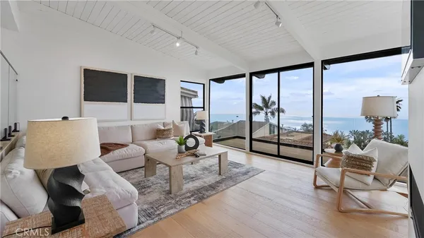 $3,195,000 | 1095 Miramar Street, Laguna Beach, CA 92651