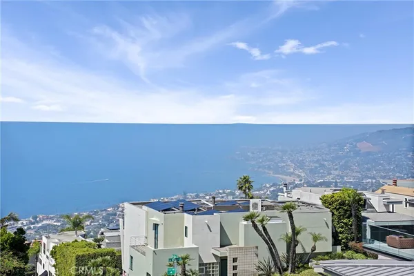 $3,195,000 | 1095 Miramar Street, Laguna Beach, CA 92651
