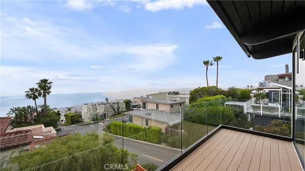 $3,195,000 | 1095 Miramar Street, Laguna Beach, CA 92651