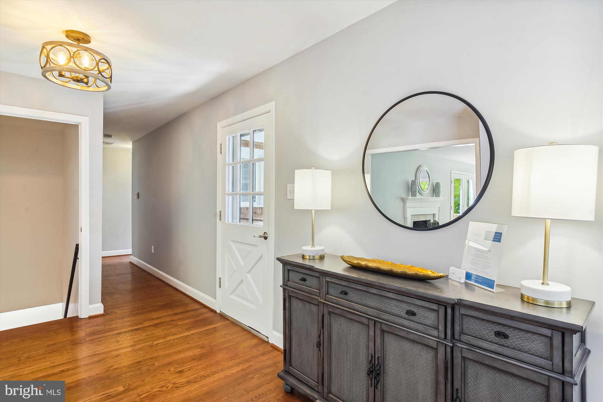 10001 Carter Road Bethesda, MD 20817 - Photo 33 of 78 Entrance Foyer