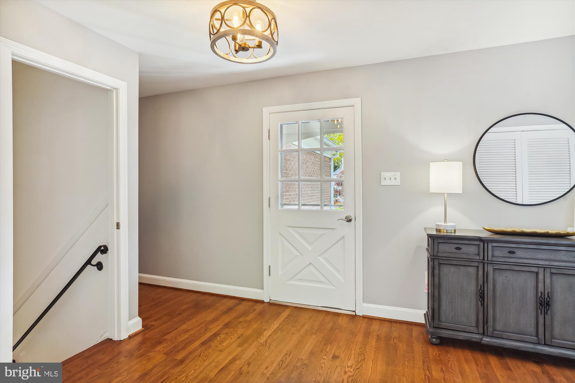 10001 Carter Road Bethesda, MD 20817 - Photo 35 of 78 Entrance Foyer