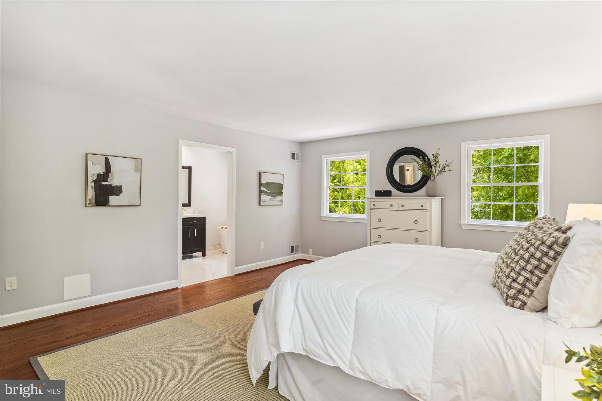 10001 Carter Road Bethesda, MD 20817 - Photo 38 of 78 Primary Bedroom on the Main Level