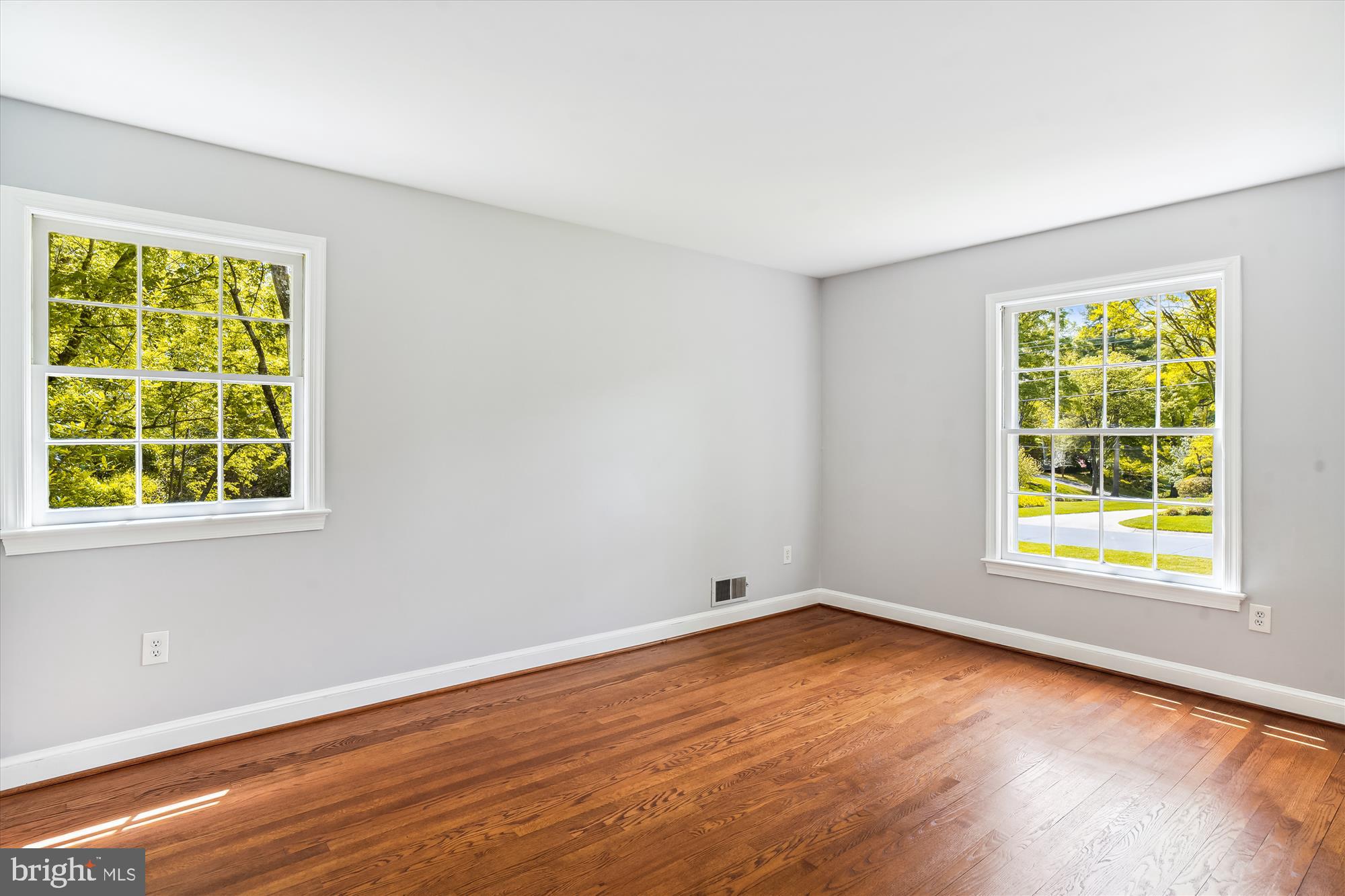 10001 Carter Road Bethesda, MD 20817 - Photo 50 of 78 Second Bedroom on Main Level