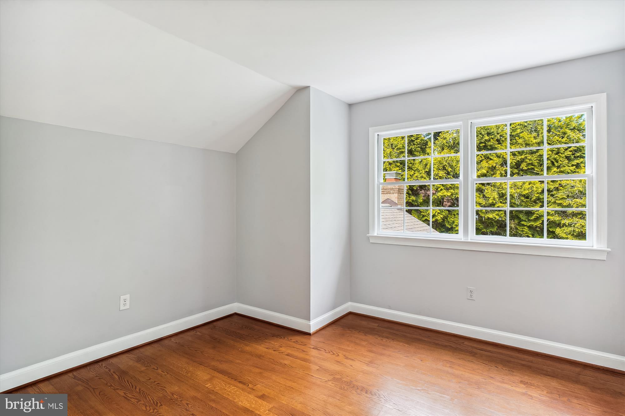 10001 Carter Road Bethesda, MD 20817 - Photo 60 of 78 Upper Level Bedroom #4