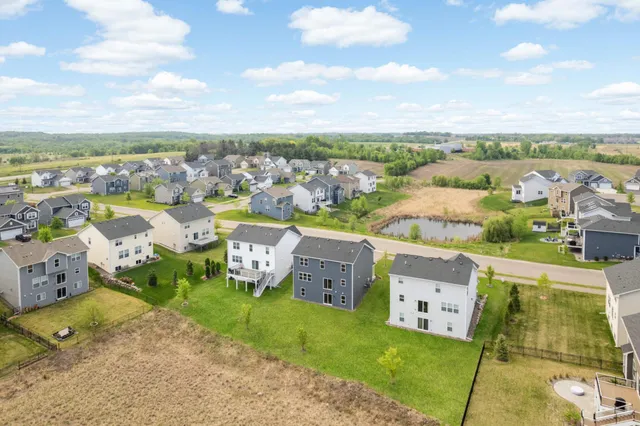 $550,000 | 9850 Glacial Valley Road, Woodbury, MN 55129