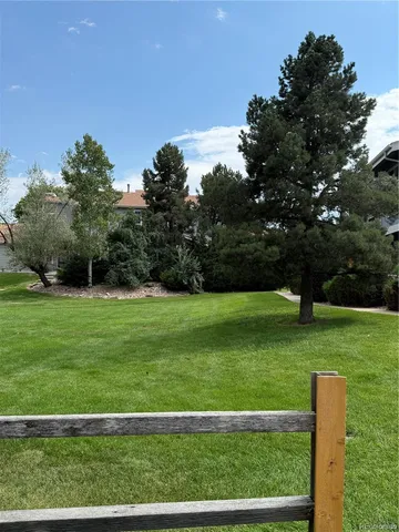 a view of entryway and hall