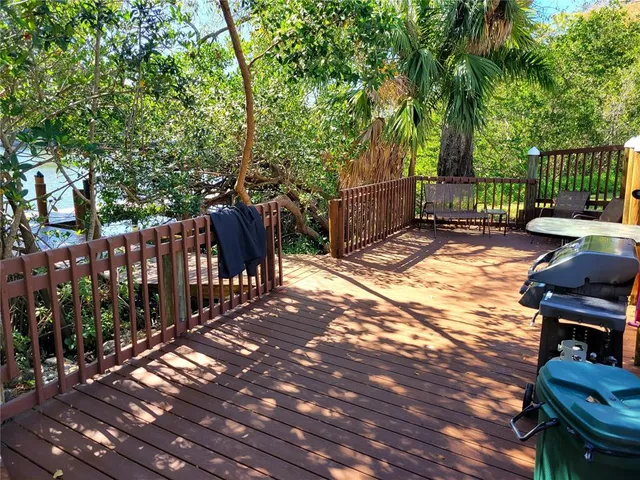 $239,000 | 850 South Tamiami Trail, Unit 321, Sarasota, FL 34236