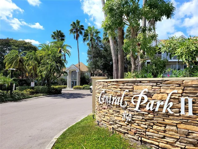 $239,000 | 850 South Tamiami Trail, Unit 321, Sarasota, FL 34236