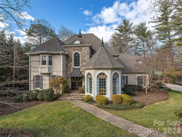$1,600,000 | 335 Red Fox Circle, Asheville, NC 28803