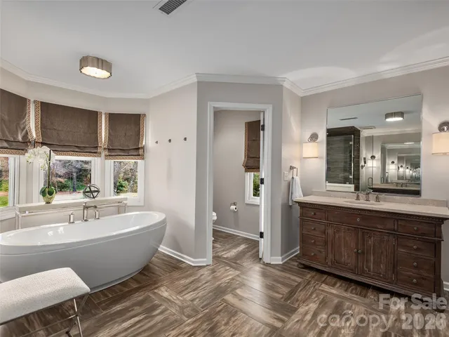 $1,600,000 | 335 Red Fox Circle, Asheville, NC 28803