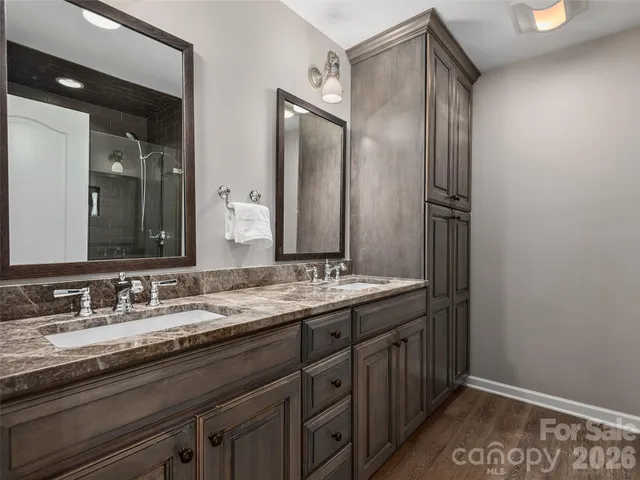 $1,600,000 | 335 Red Fox Circle, Asheville, NC 28803