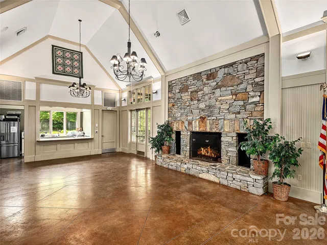 $1,600,000 | 335 Red Fox Circle, Asheville, NC 28803