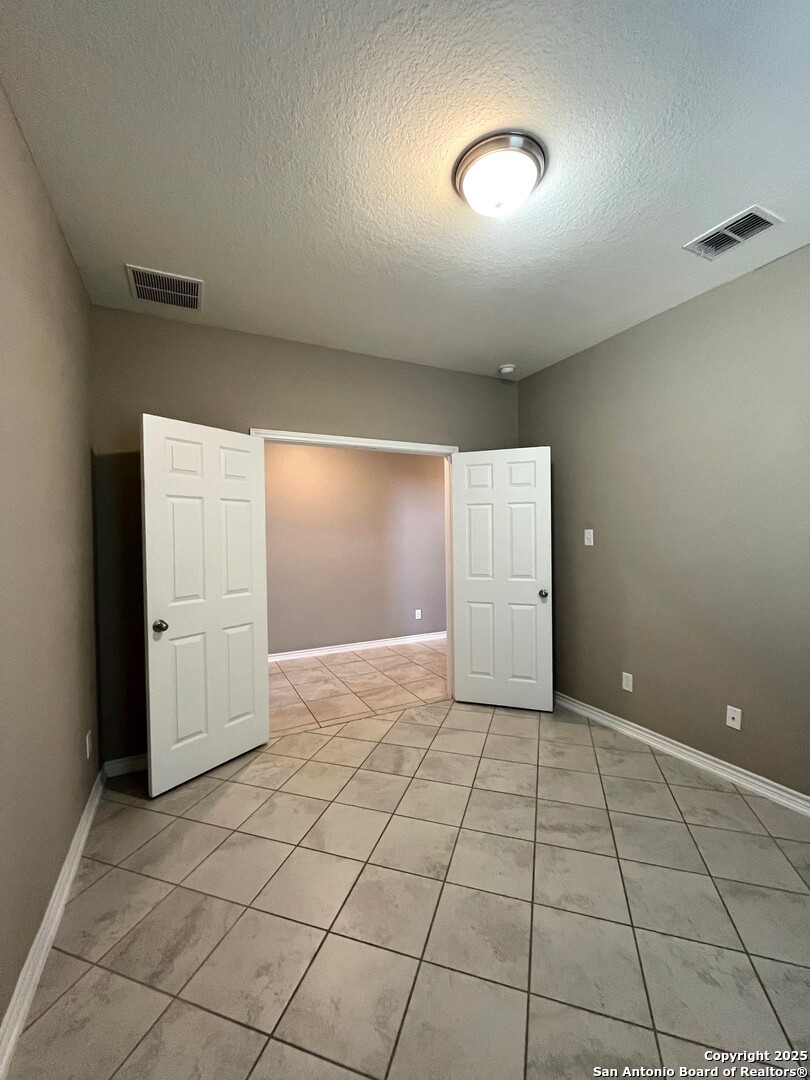 663 Pebble Bend New Braunfels, TX 78130 - Photo 8 of 23