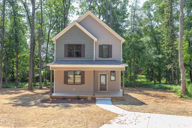 $339,900 | 204 Cardinal Court, Oxford, NC 27565