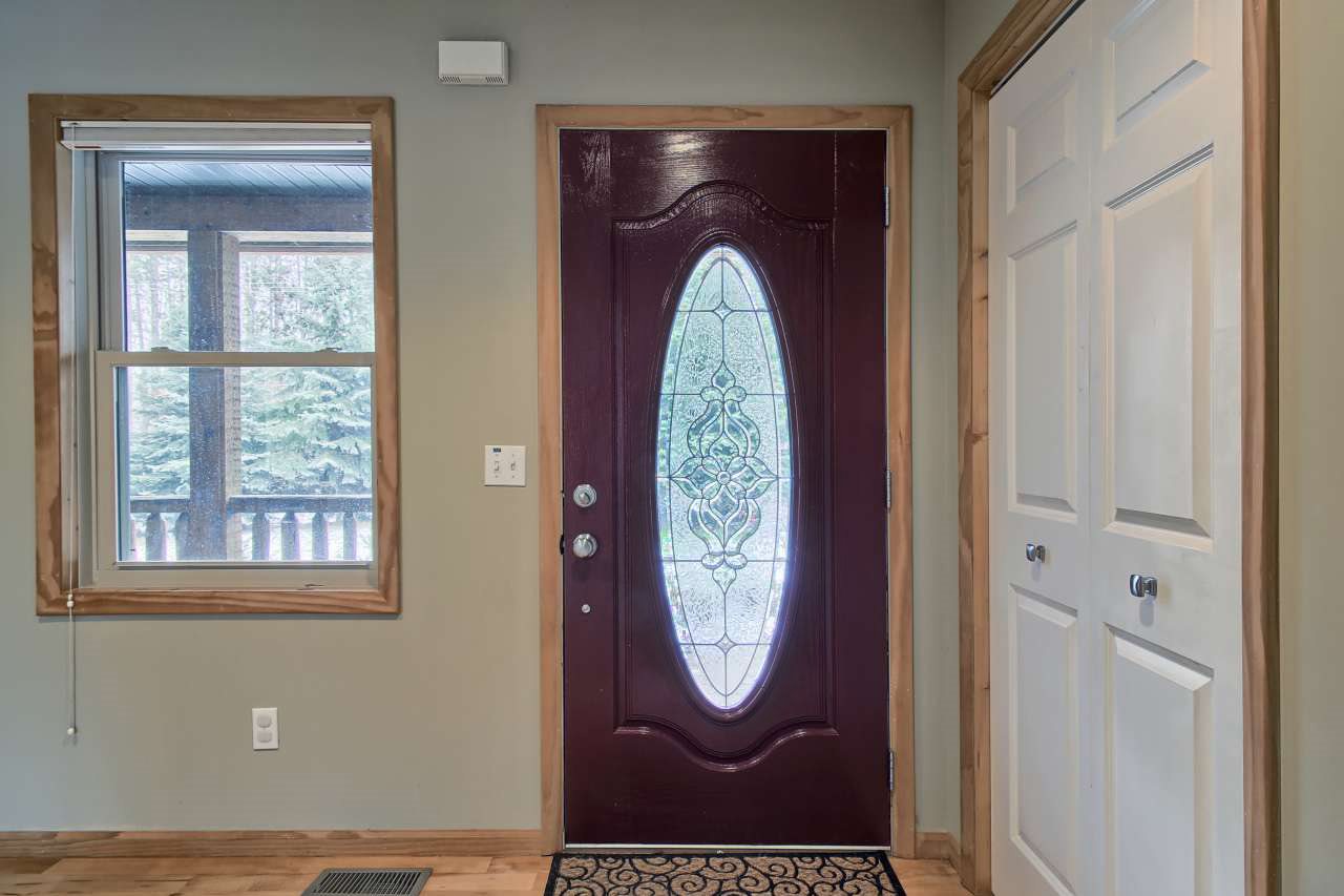 7199 Secor Road Traverse City, MI 49685 - Photo 4 of 33 1852206-3.JPG