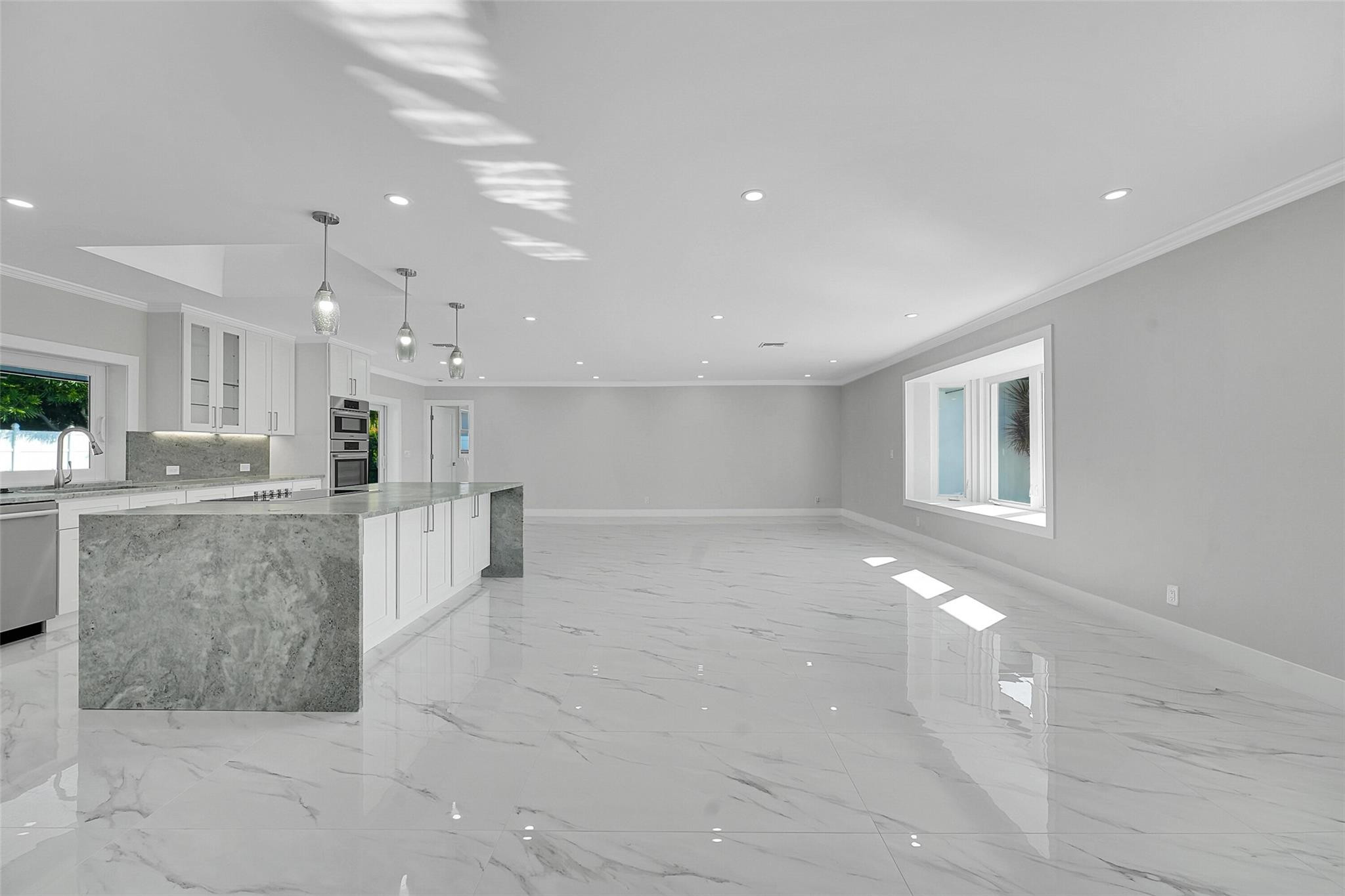 1190 Dolphin Road Singer Island, FL 33404 - Photo 7 of 62 Photo 7