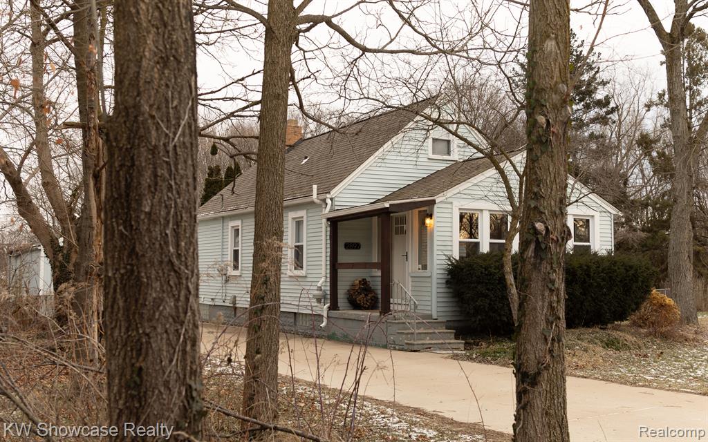 2897 Midvale Drive Rochester Hills, MI 48309 - Photo 2 of 51