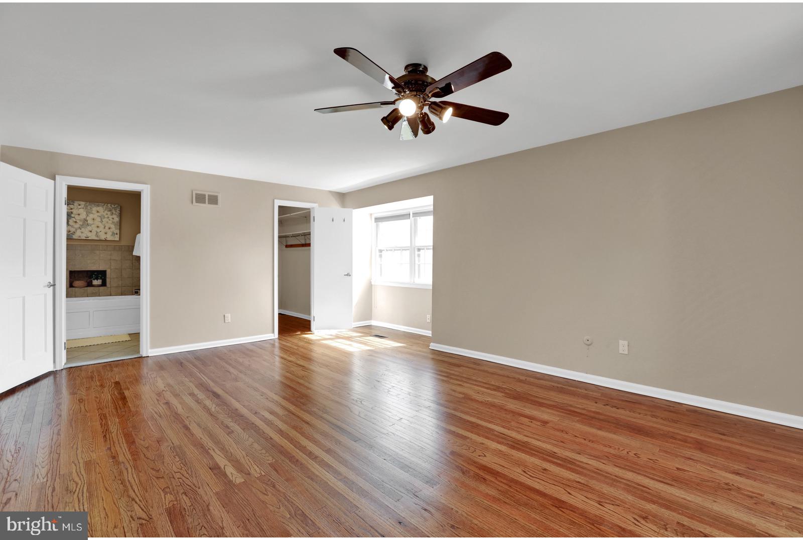 362 Ramsey Road Yardley, PA 19067 - Photo 25 of 39 Master Bedroom w/walk-in closet