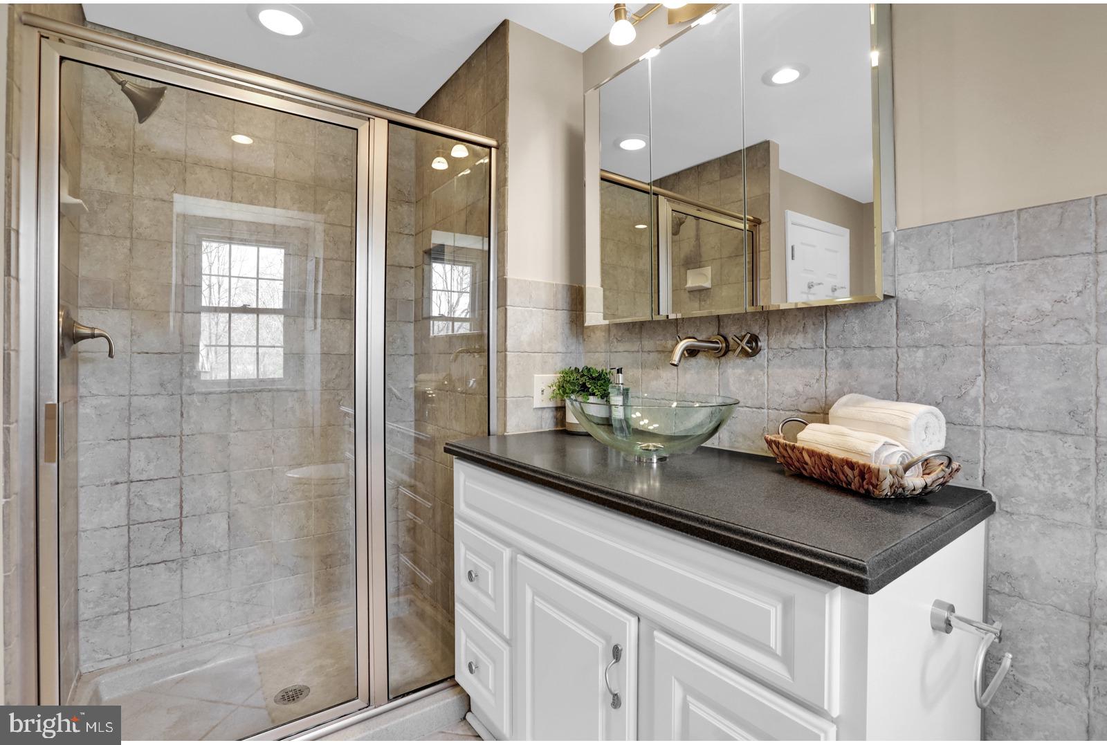 362 Ramsey Road Yardley, PA 19067 - Photo 27 of 39 Master Bath