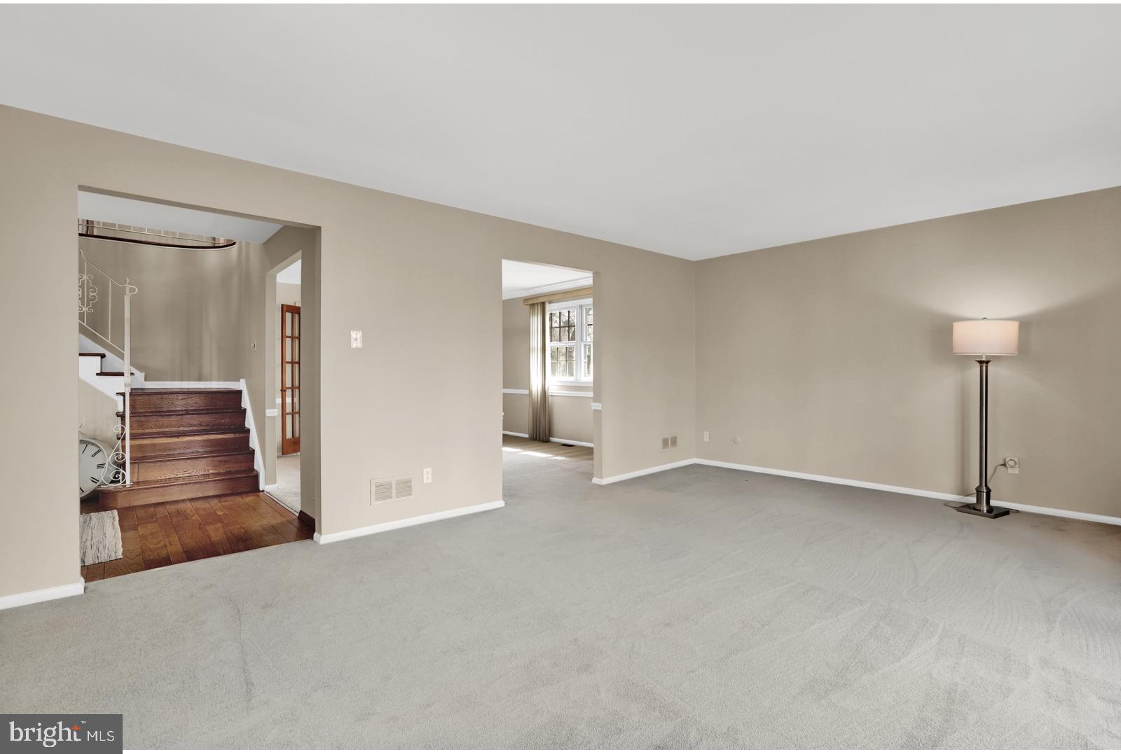362 Ramsey Road Yardley, PA 19067 - Photo 9 of 39 Living room
