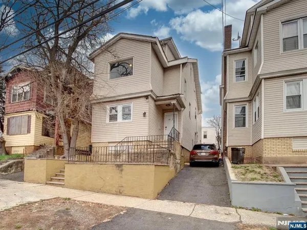 $714,997 | 49-51 Parkview Terrace, Newark, NJ 07112