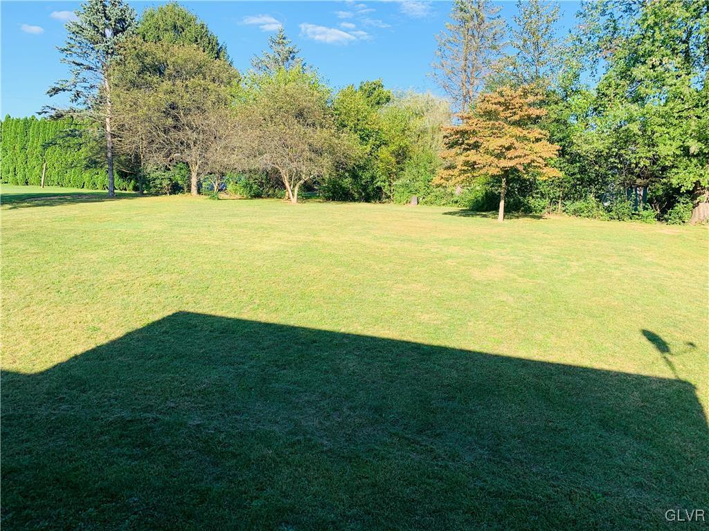 560 Knauss Road Nazareth, PA 18064 - Photo 5 of 25 a view of an ocean from a yard