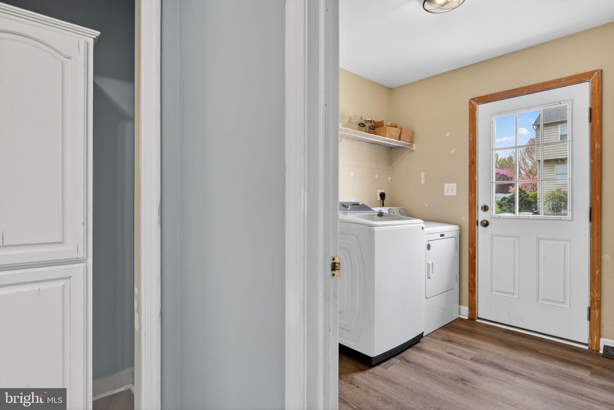 213 Stone Creek Road Lancaster, PA 17603 - Photo 19 of 26 1st Floor Laundry Room