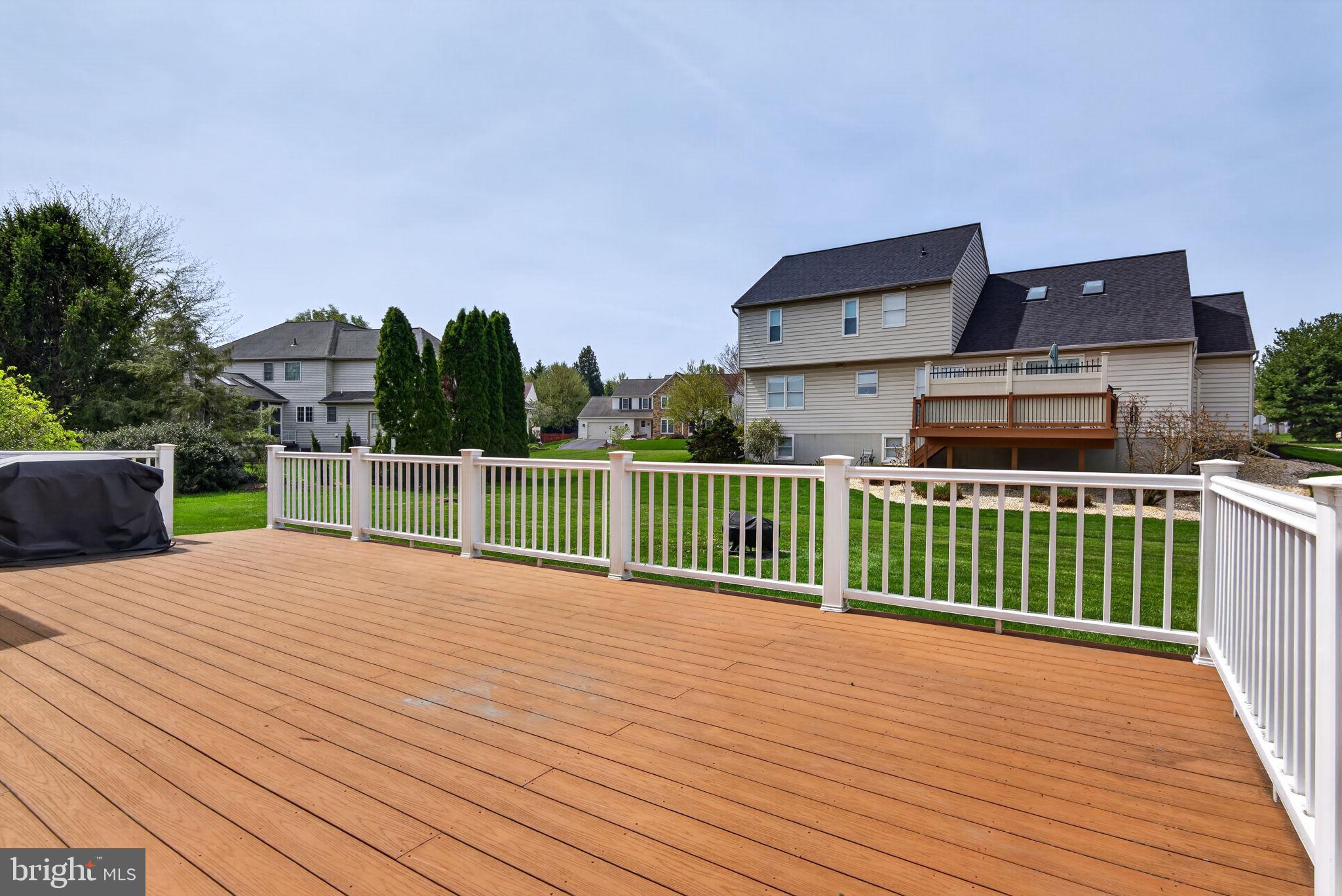 213 Stone Creek Road Lancaster, PA 17603 - Photo 20 of 26 Rear Deck