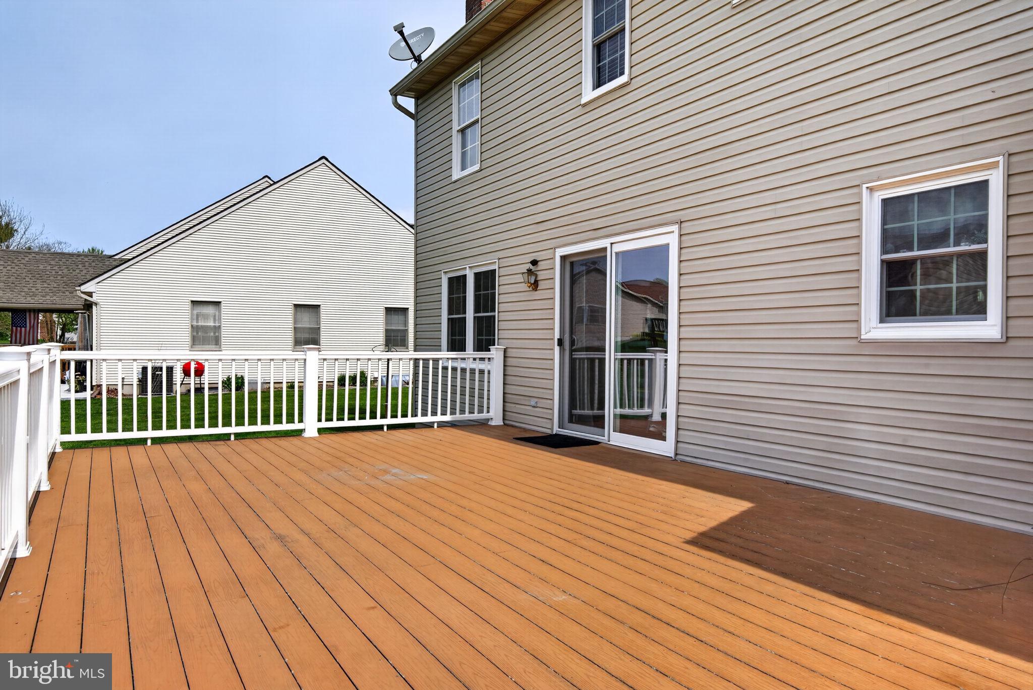 213 Stone Creek Road Lancaster, PA 17603 - Photo 23 of 26 Rear Deck #4