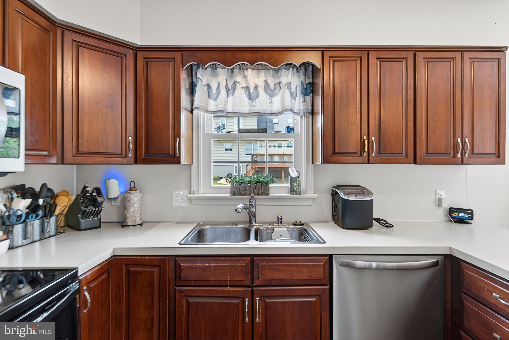 213 Stone Creek Road Lancaster, PA 17603 - Photo 8 of 26 Kitchen #3