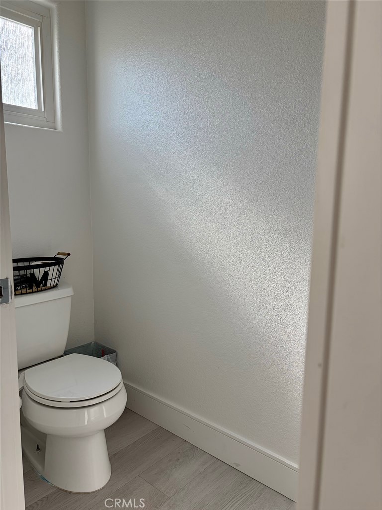 14445 Sunset Ridge Road Riverside, CA 92503 - Photo 19 of 45 Primary Toilet