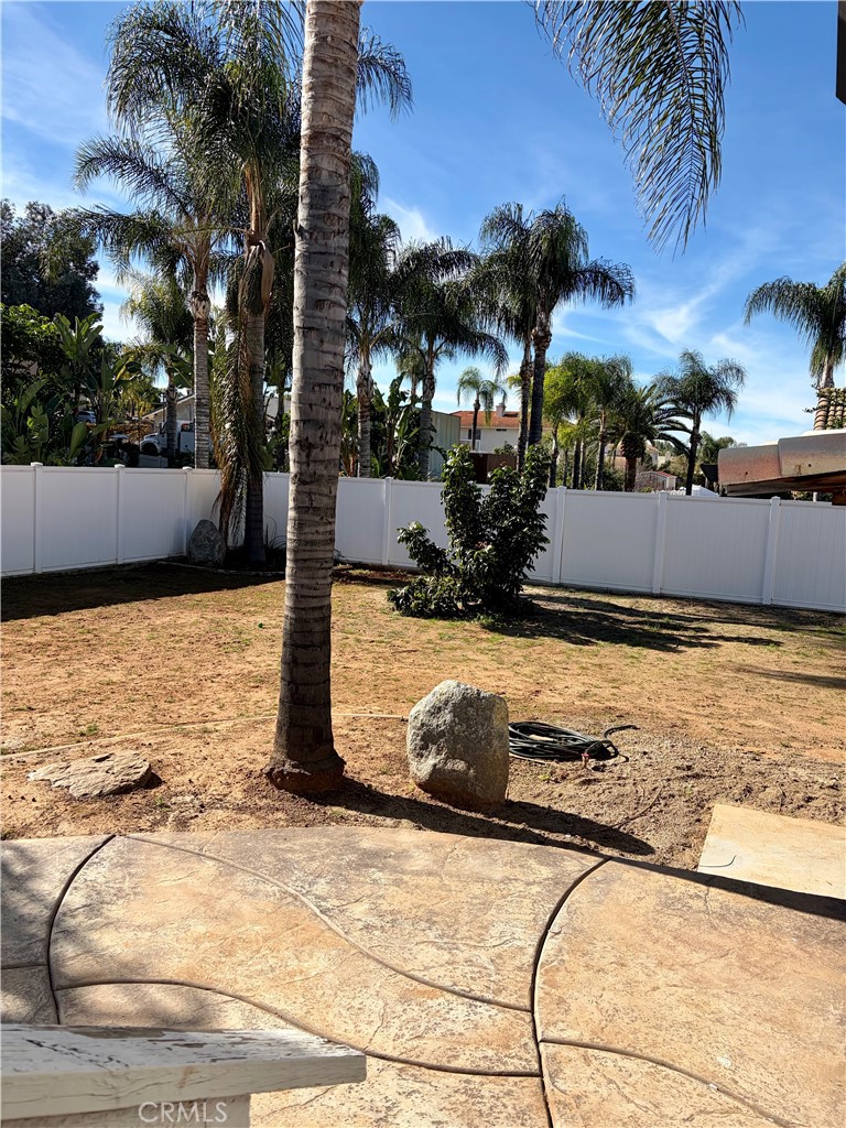 14445 Sunset Ridge Road Riverside, CA 92503 - Photo 35 of 45 Side Yard