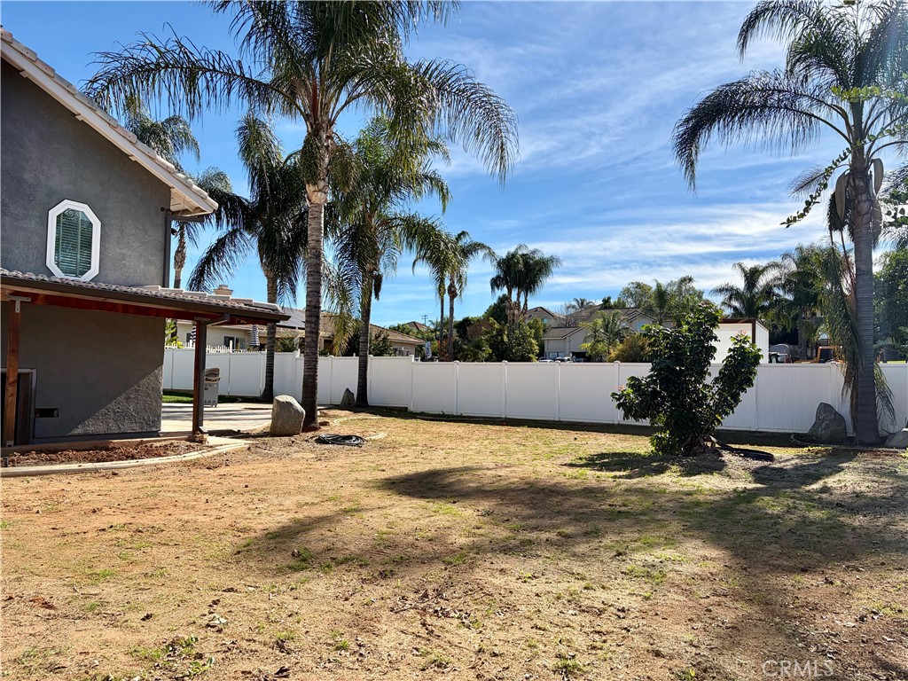 14445 Sunset Ridge Road Riverside, CA 92503 - Photo 36 of 45 Large Backyard