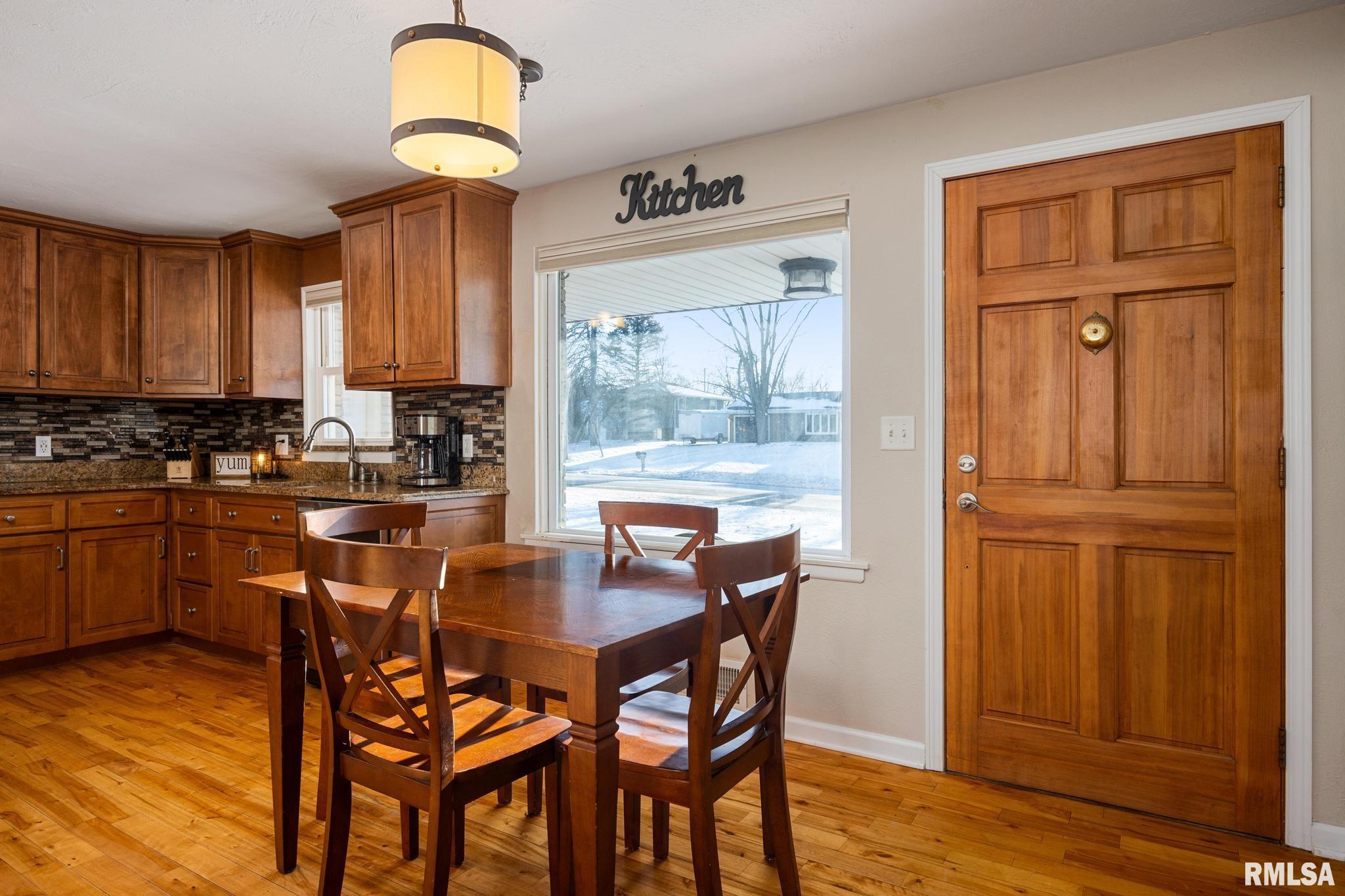 1809 Springfield Road East Peoria, IL 61611 - Photo 5 of 31 Gallery Image 5