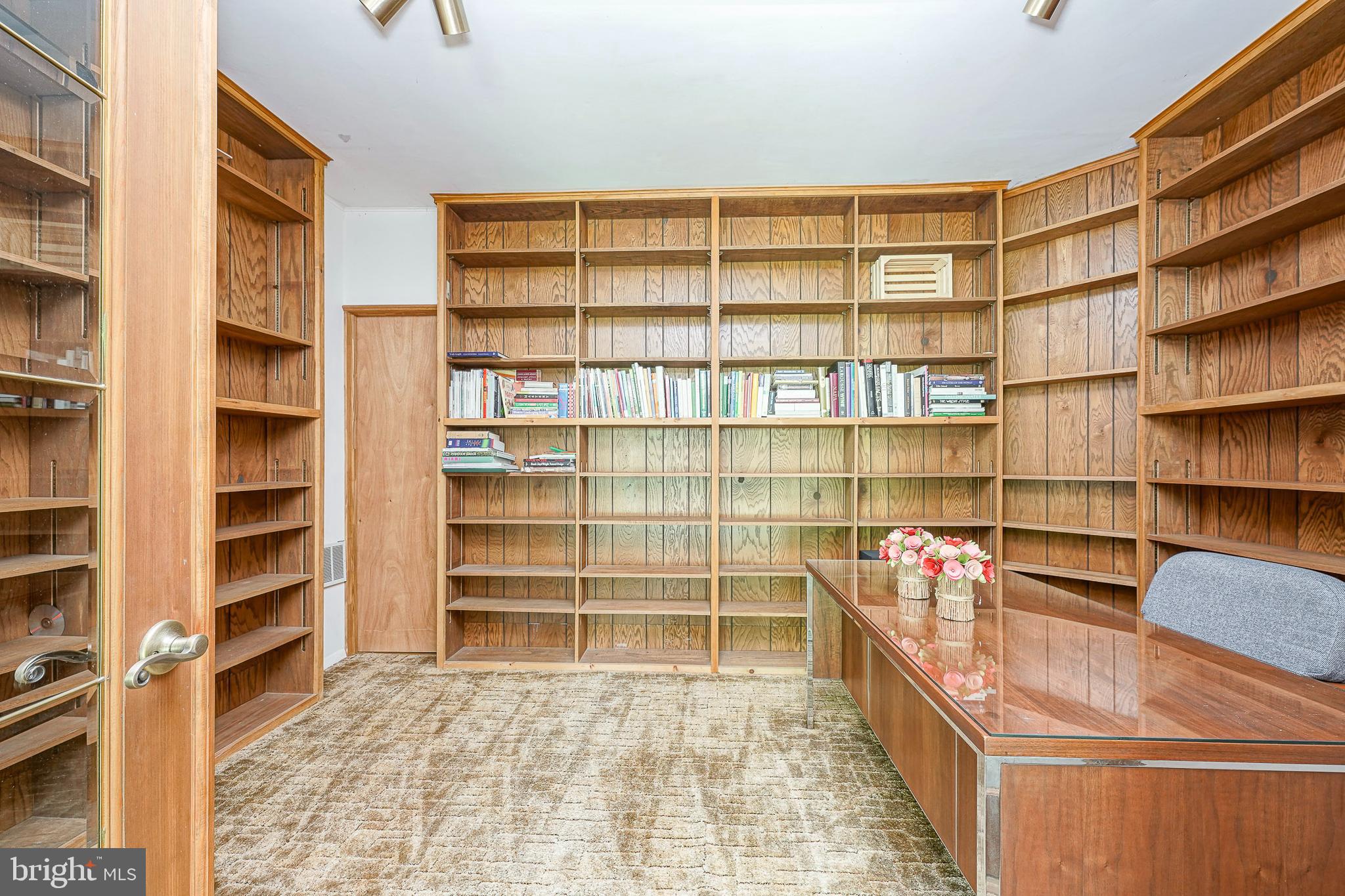 143 Ridge Road Southampton, NJ 08088 - Photo 13 of 43 Library