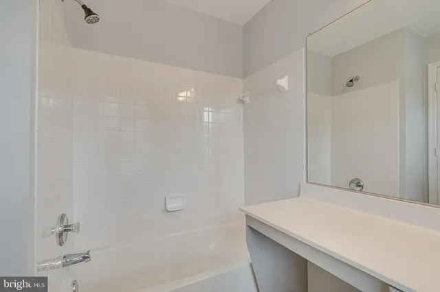 $575,000 | 22973 Whitehall Terrace, Sterling, VA 20166