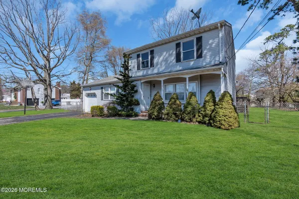 $549,999 | 251 Pine Tree Drive, Brick, NJ 08723