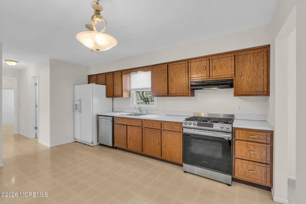 $549,999 | 251 Pine Tree Drive, Brick, NJ 08723