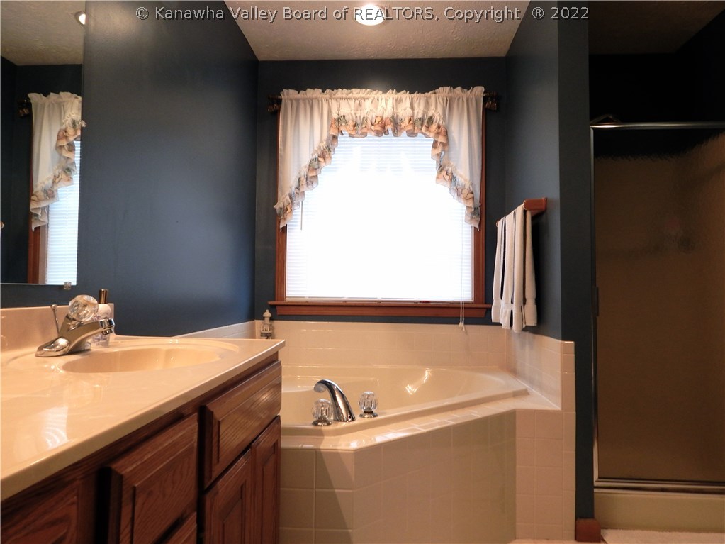 137 Country Lane Winfield, WV 25213 - Photo 24 of 30 Gallery Image 24