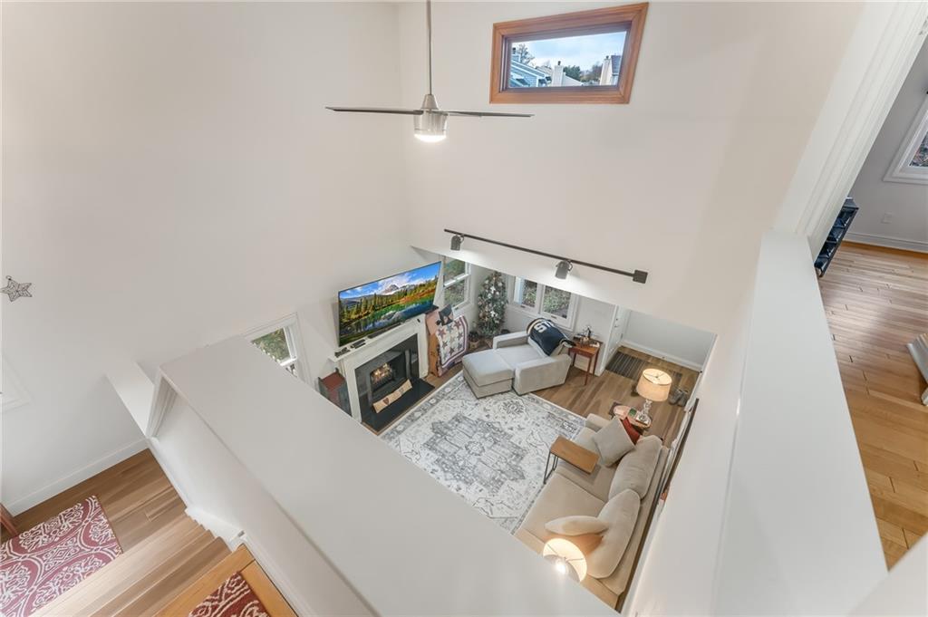 412 Chandler Place Pittsburgh, PA 15212 - Photo 4 of 49 a living room with furniture and a wooden floor