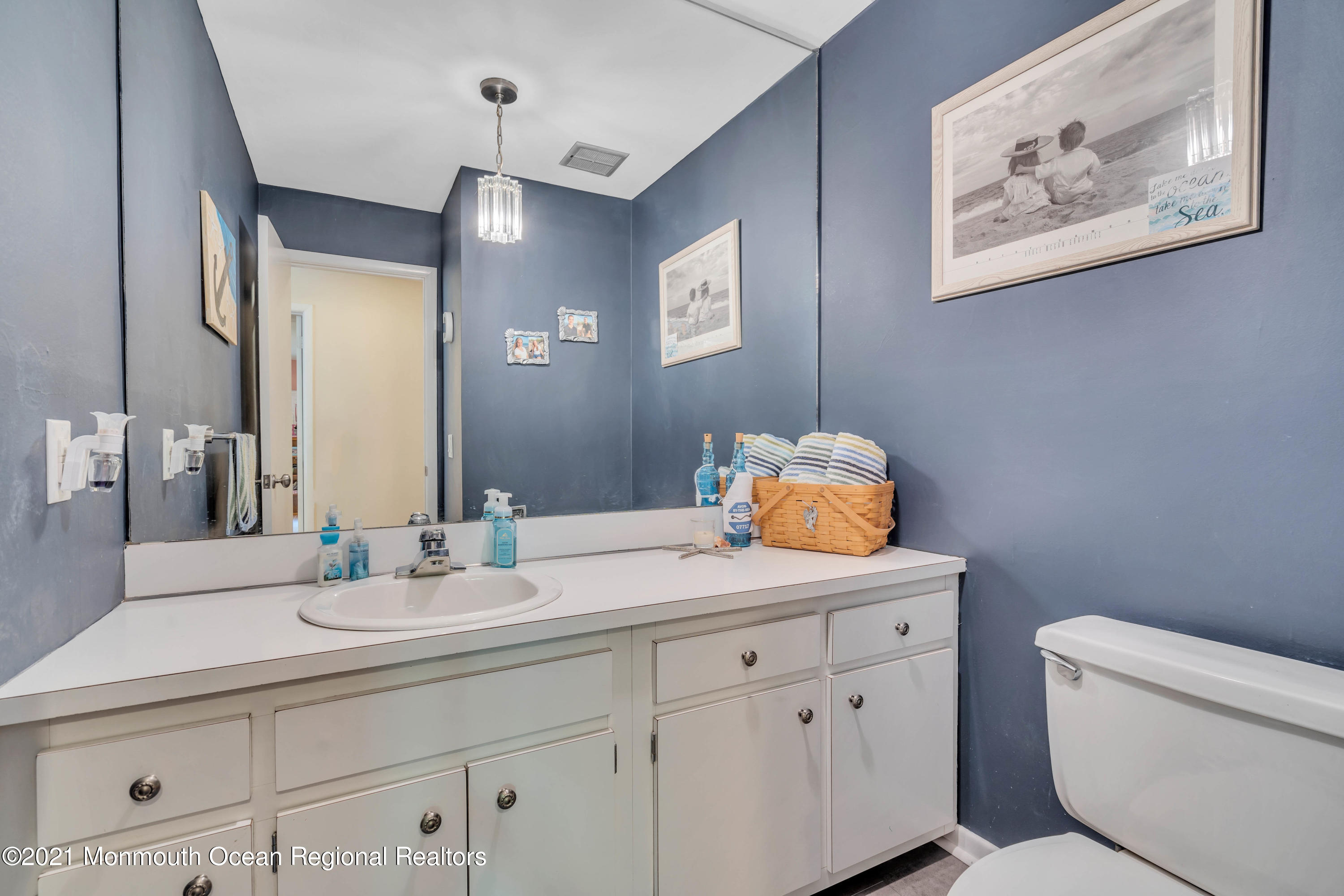 30 Huntley Road Holmdel, NJ 07733 - Photo 18 of 47 030_dsc08331