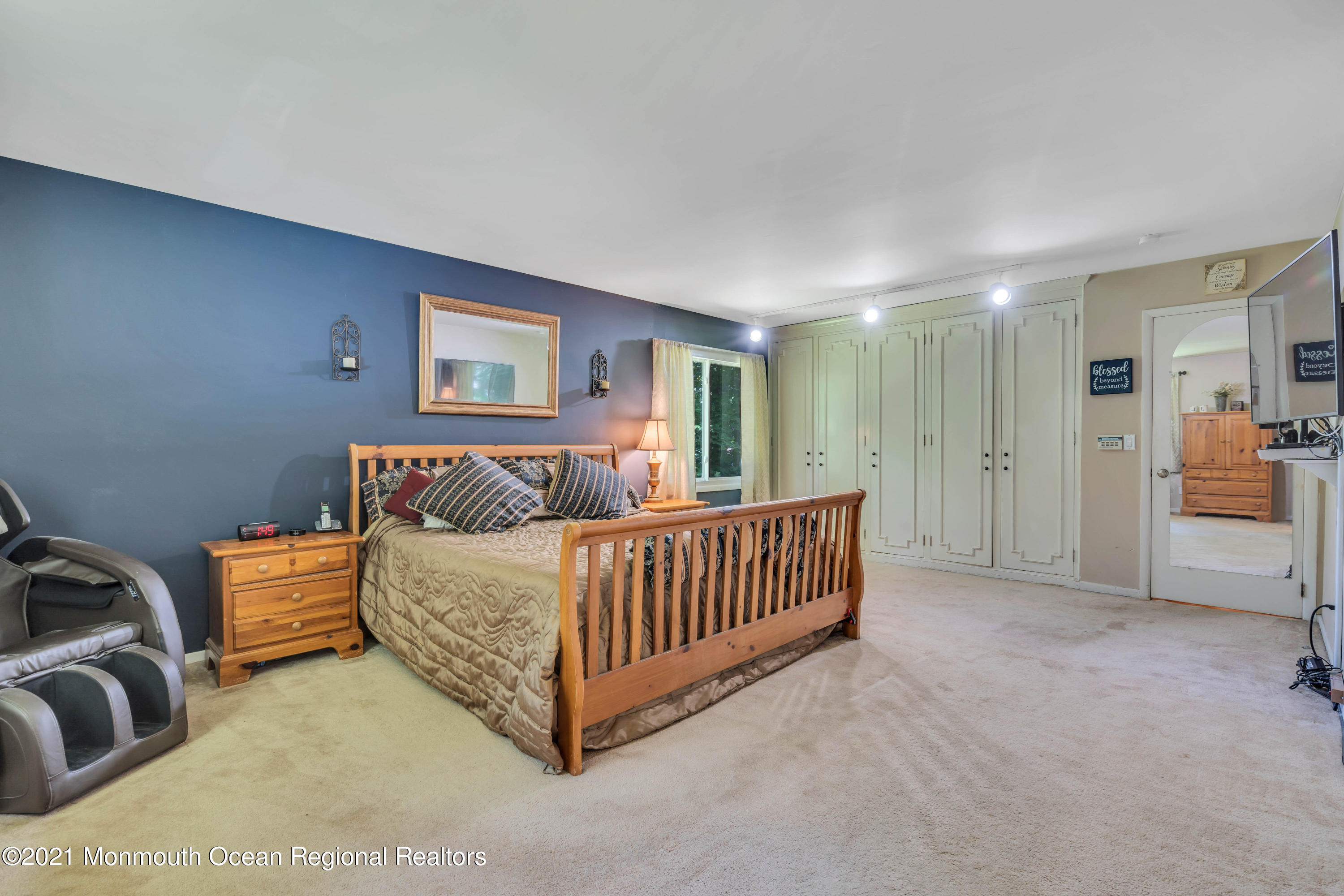 30 Huntley Road Holmdel, NJ 07733 - Photo 24 of 47 037_dsc08371