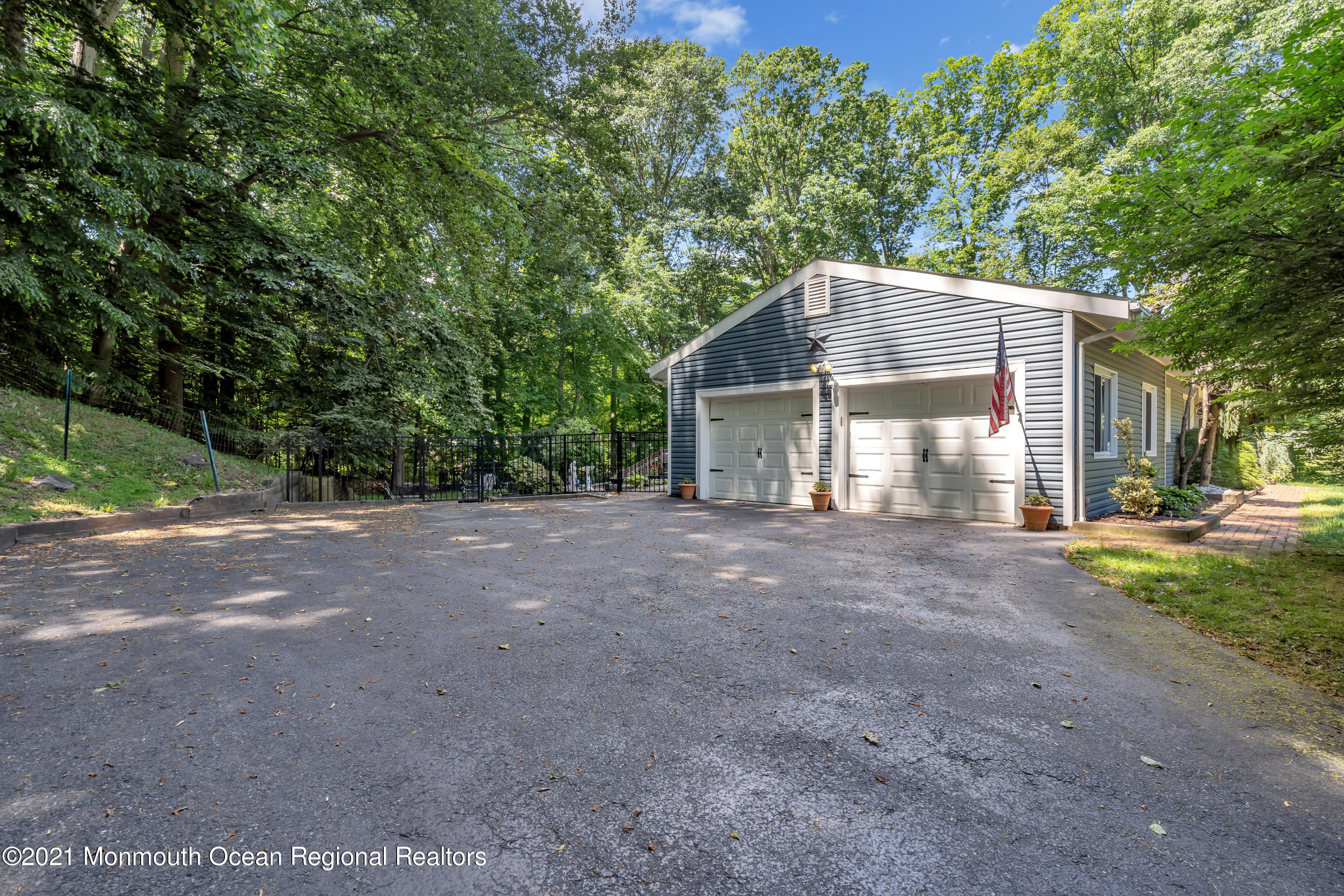 30 Huntley Road Holmdel, NJ 07733 - Photo 43 of 47 063_dsc08466