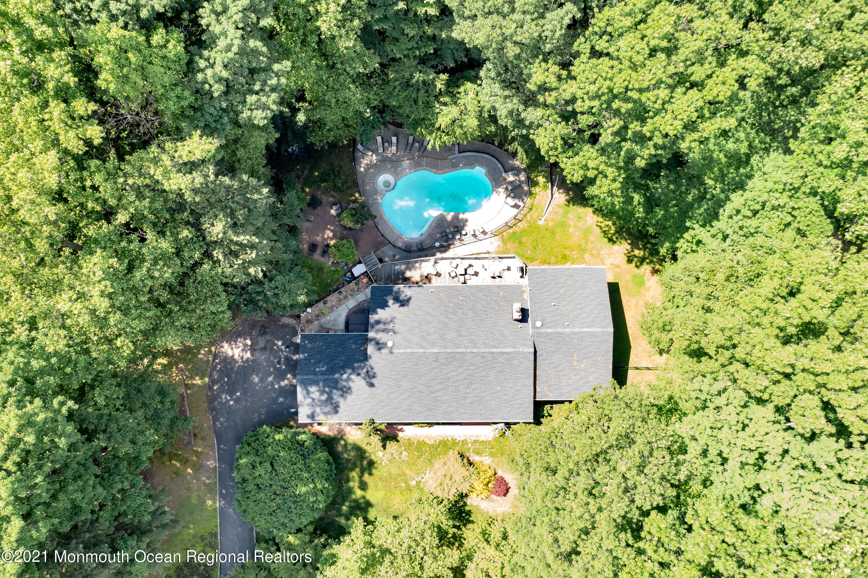 30 Huntley Road Holmdel, NJ 07733 - Photo 46 of 47 054_dji_0001