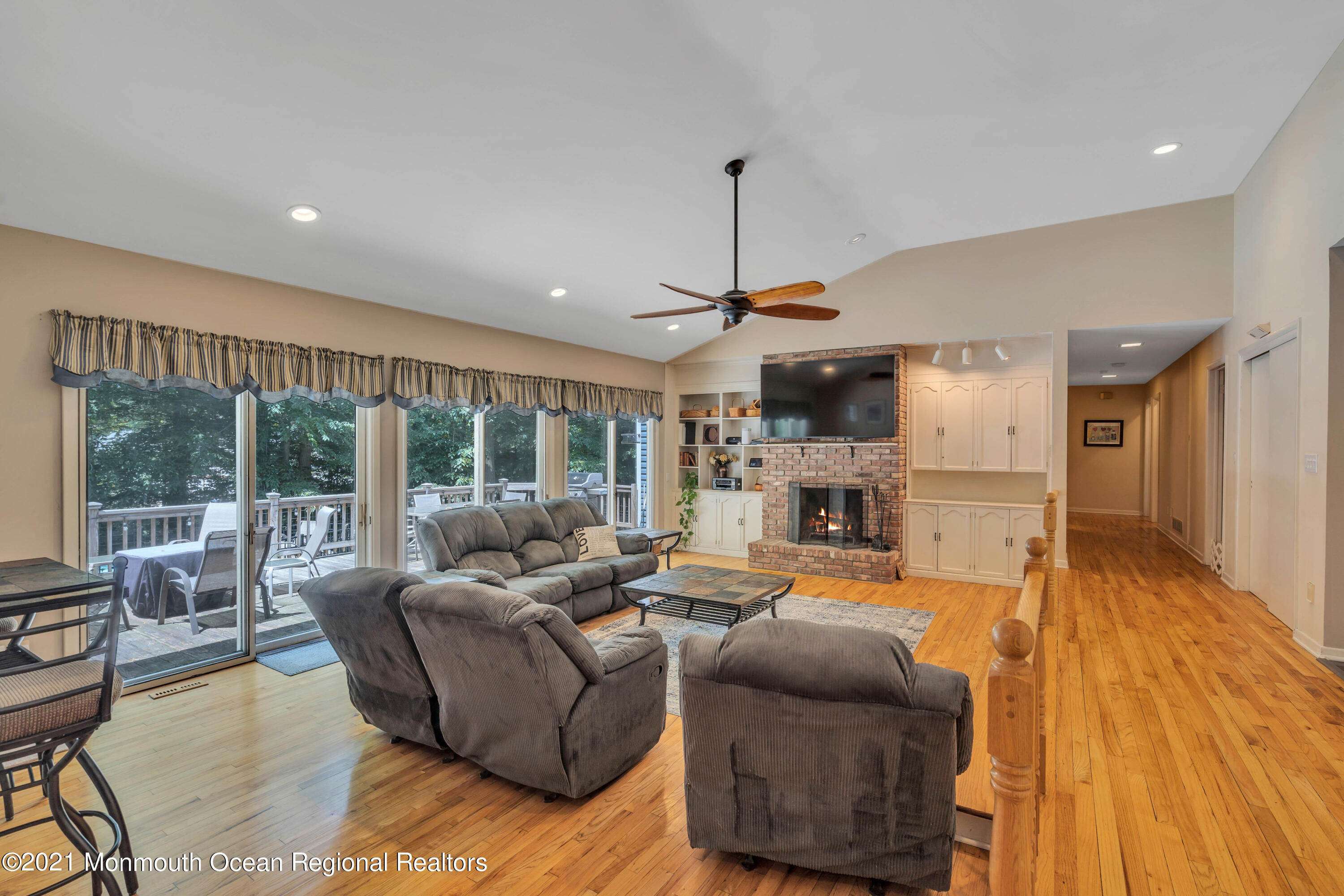 30 Huntley Road Holmdel, NJ 07733 - Photo 8 of 47 016_dsc08256