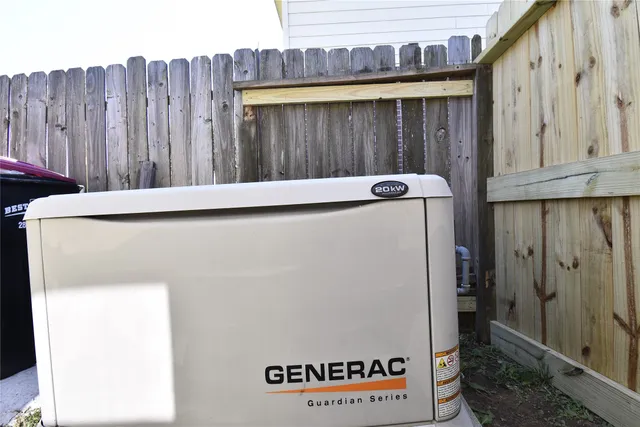 $277,500 | 5417 Summer Spring Lane, Rosharon, TX 77583